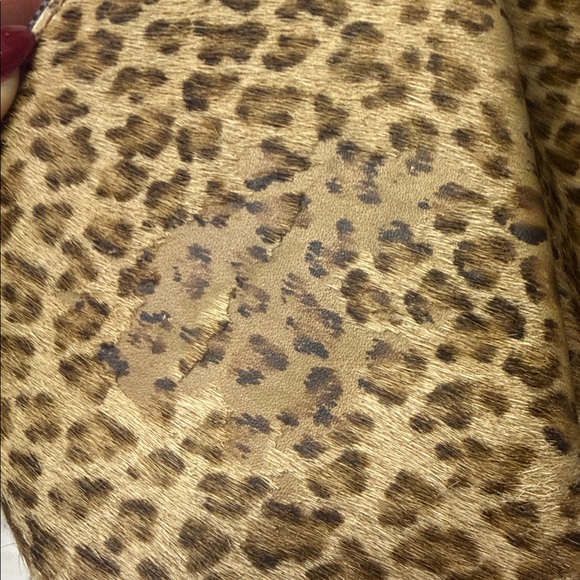 Bottega Veneta Leopard Calf Hair Dome Handbag Made in Italy - Picture 9 of 10